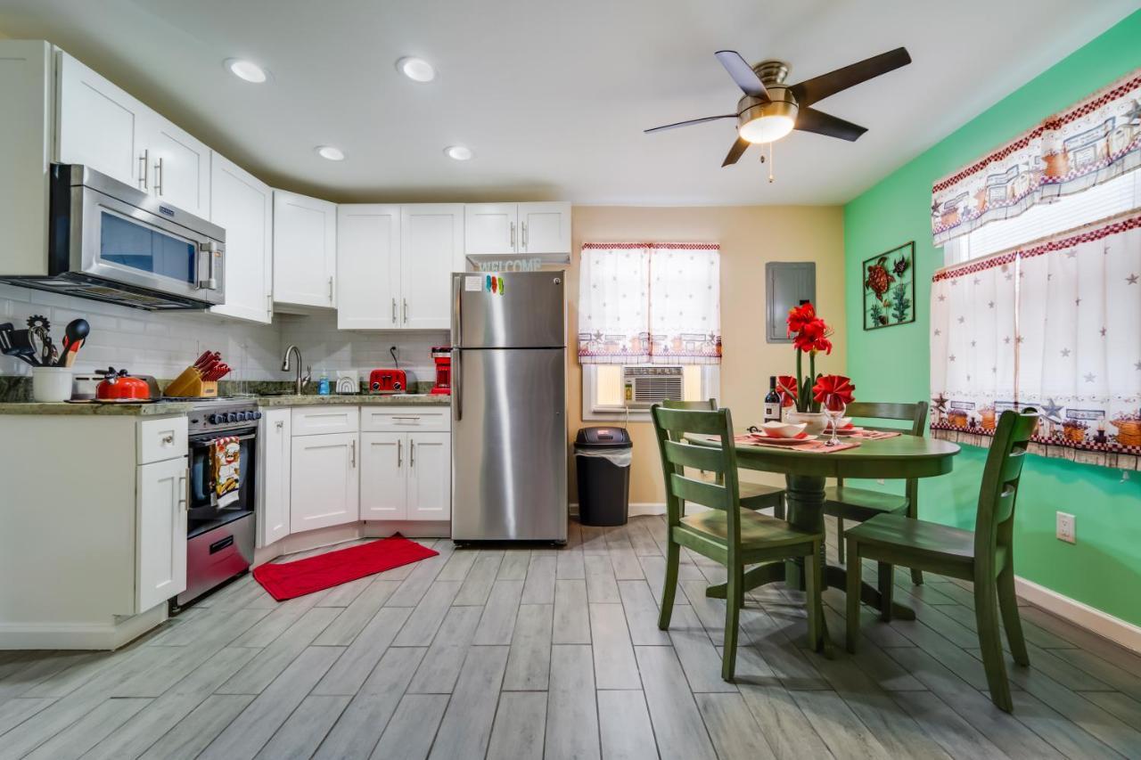 Beach Chairs, Good Kitchen, Strong Wifi On 14Th Ave Fort Lauderdale Exterior foto